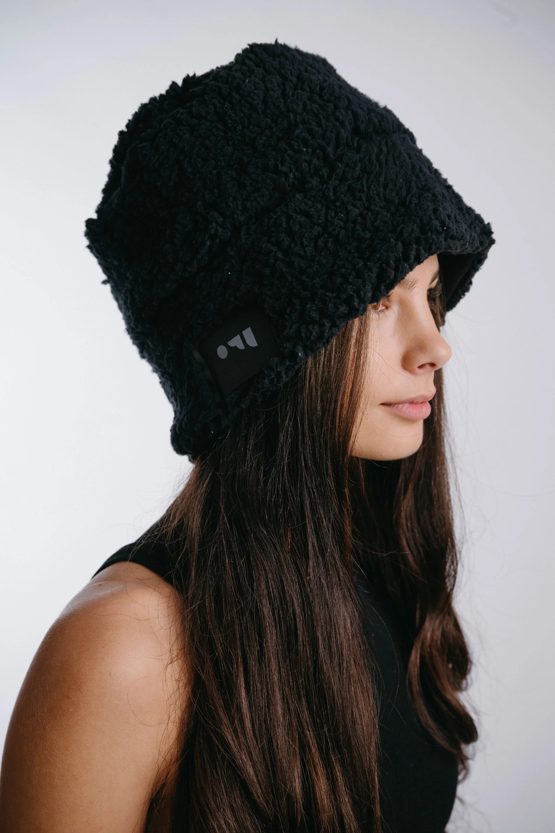 Hut schwarz 4in1 SLEEK&FLUFFY