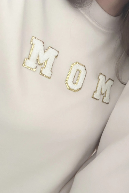 Say it in Letters – písmenkové mikiny Fluffy & Glitter pre rodinu