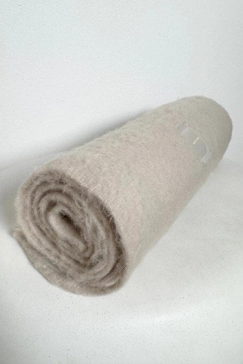 HFF Oversized Cloudy Maxi Scarf – fluffy oversized winter scarf