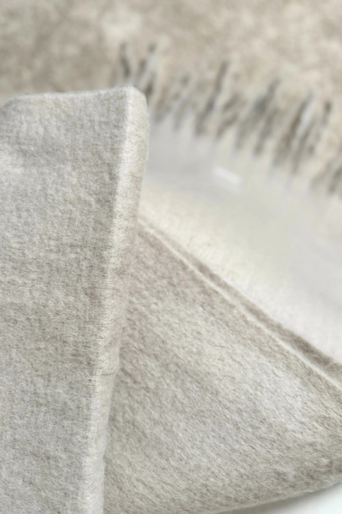 HFF Oversized Cloudy Maxi Schal – flauschiger oversized Winterschal